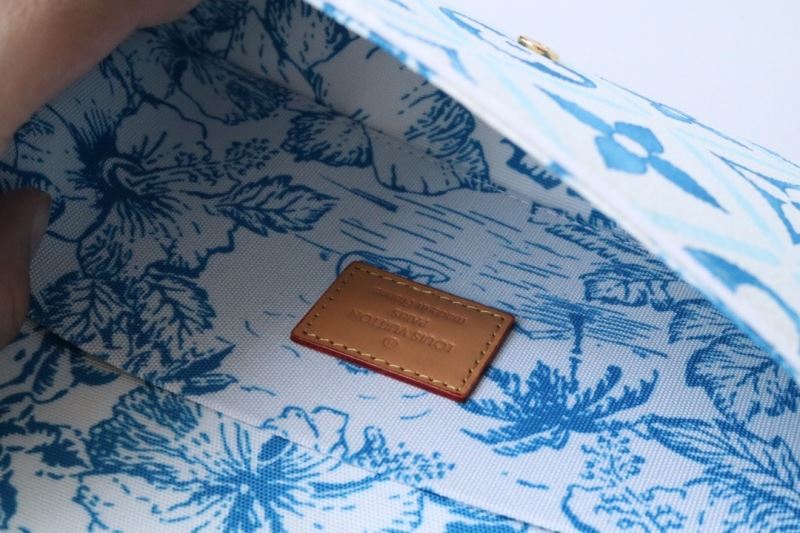 Louis Vuitton Purse